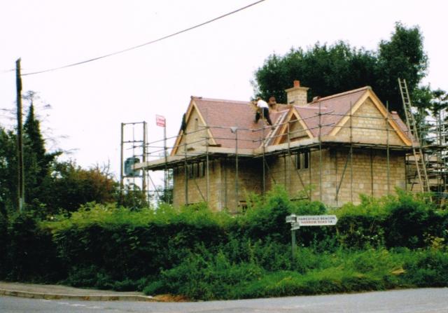 Corner_Cottage_Haresfield_1.jpeg