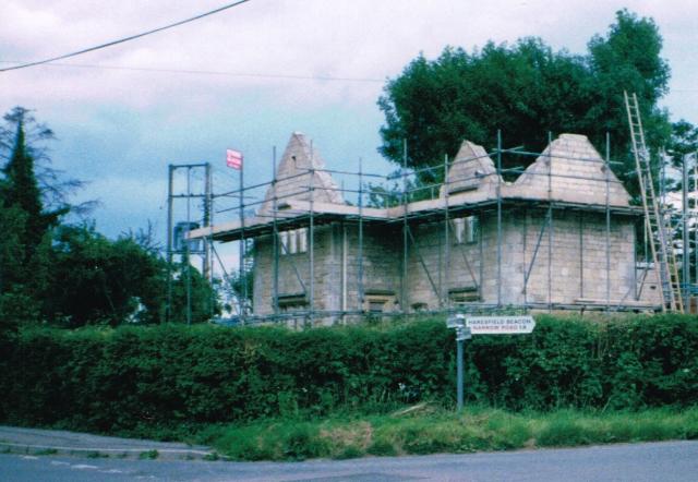 Corner_Cottage_Haresfield_2.jpeg